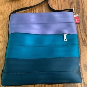 Harvey’s Seatbelt slim messenger bag